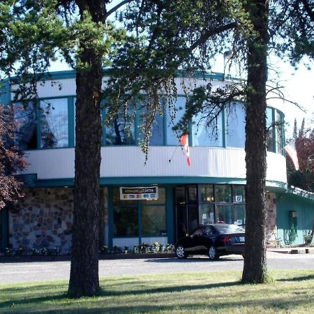 Falcon Lake Hotel Exteriör bild